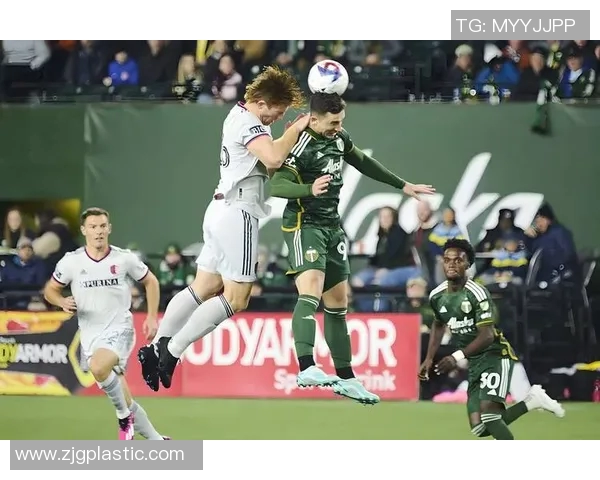 落砂机与圣何塞地震的较量分析及其对足球战术的影响探讨