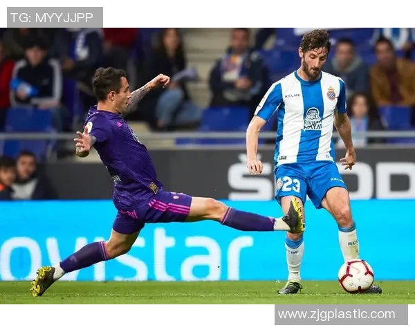 西班牙人主场迎战伦西亚争夺西甲联赛关键三分之战