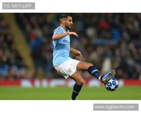 弗莱顿与曼城比赛因天气原因延期球迷期待新赛程安排 弗莱顿与曼城比赛因天气原因延期球迷期待新赛程安排