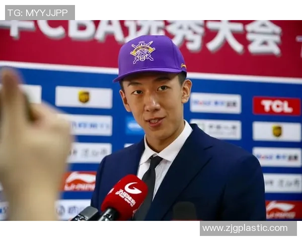 王少杰在职场中的成长与挑战：从新人成长为行业领军人物的心路历程