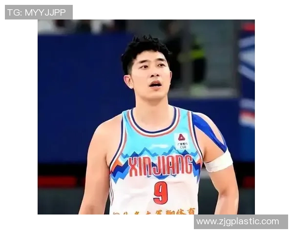 吴冠希在篮球赛场上的崛起与挑战解析,展现新时代运动员的拼搏精神与团队价值