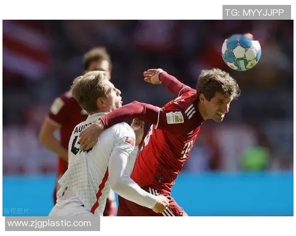 拜仁慕尼黑狂胜汉堡八球展现强大实力与团队默契