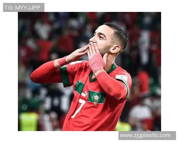 马丁内斯的传奇之路:从足球新星到世界级教练的成长历程 马丁内斯的传奇之路:从足球新星到世界级教练的成长历程