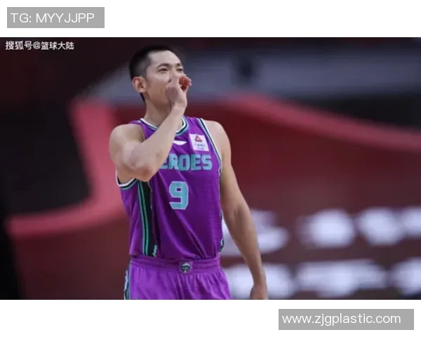 张庆鹏:从篮球场上的拼搏者到人生舞台上的追梦人 张庆鹏:从篮球场上的拼搏者到人生舞台上的追梦人