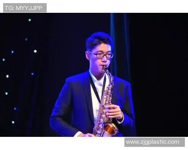 赵伟专访：从青涩少年到足球传奇的心路历程回顾